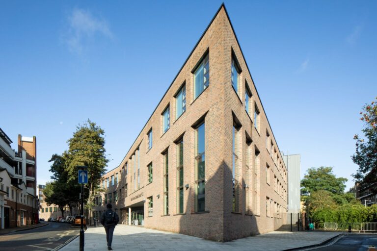 EE750A787E107E64328D3CA37B33DD12 (1)